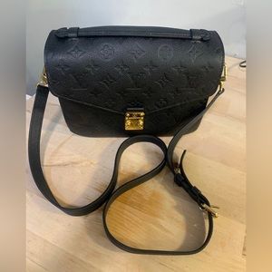 LV Pochette Metis Mono Empreinte Leather EUC